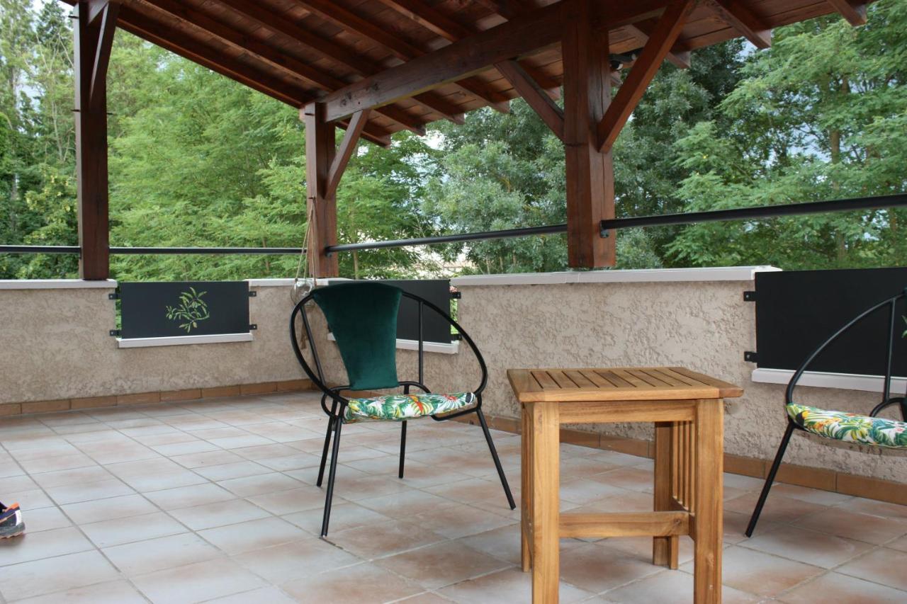 La Doloreanne Saint-Didier-sur-Chalaronne Екстериор снимка